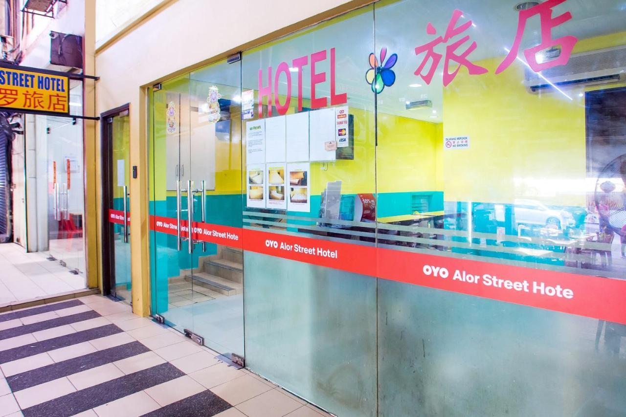 Oyo 89688 Alor Street Hotel 2*