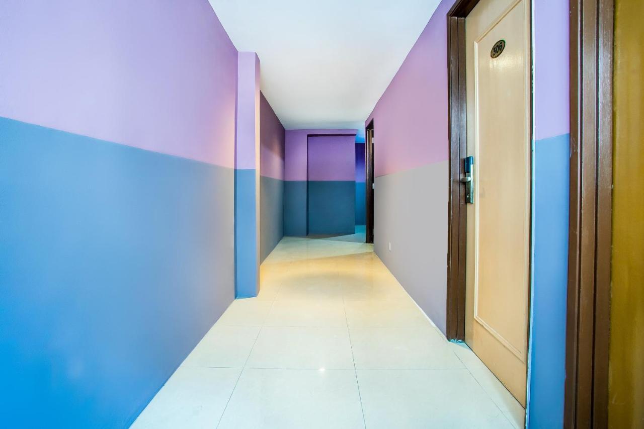 Hotel Oyo 89688 Alor Street 2*