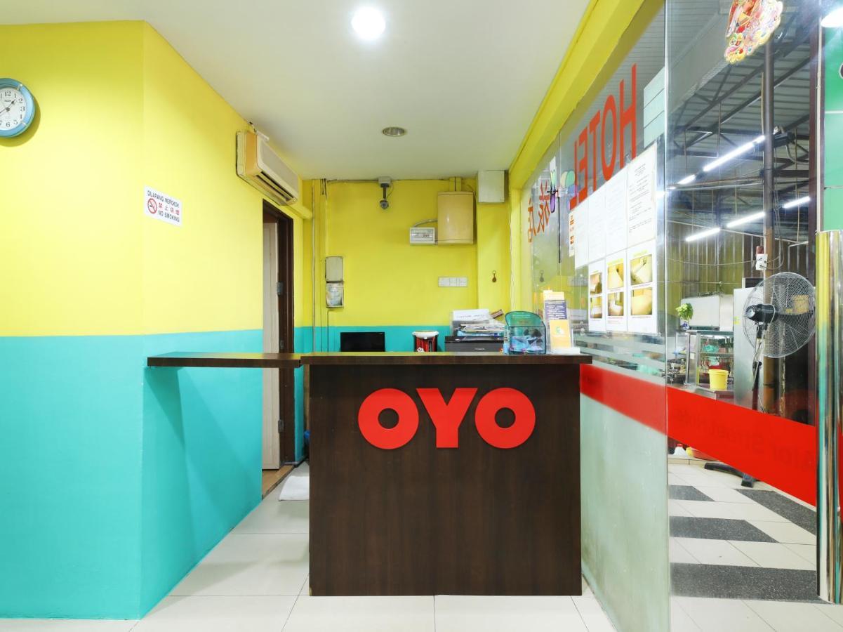 Hotel Oyo 89688 Alor Street