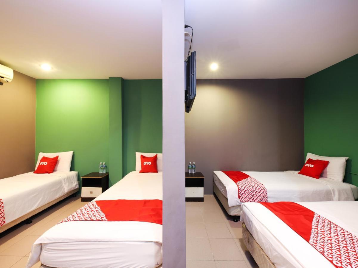 Oyo 89688 Alor Street Hotel