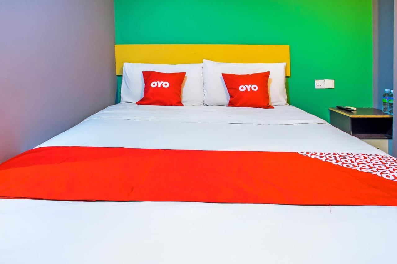 Oyo 89688 Alor Street Hotel