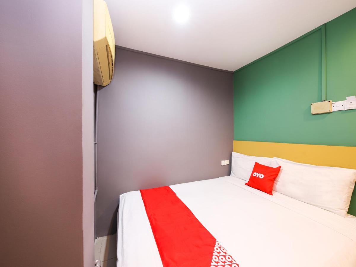 Oyo 89688 Alor Street Hotel 2*